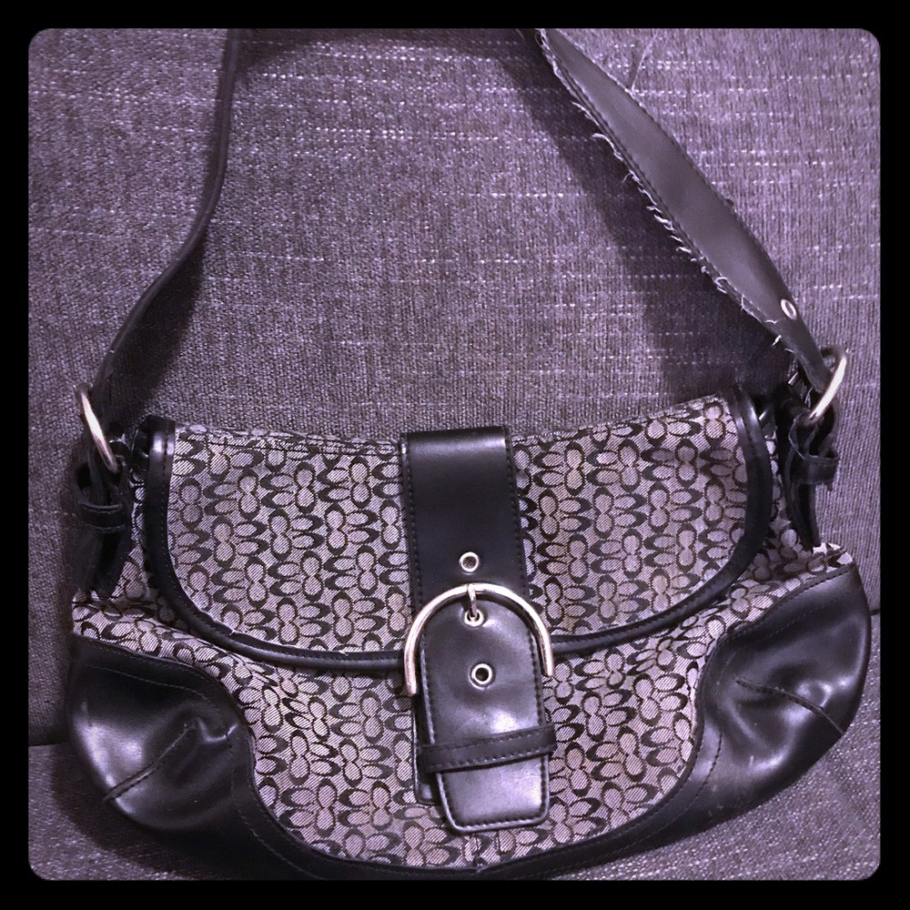 Authentic Coach shoulder bag